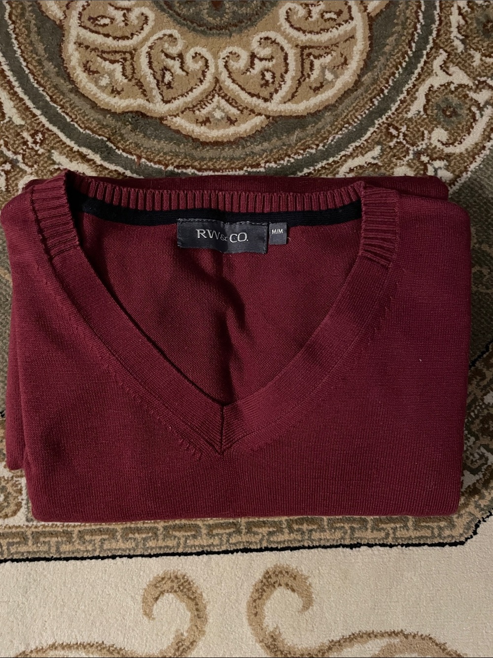 RW&CO. Men’s Wine Red V-Neck Sweater